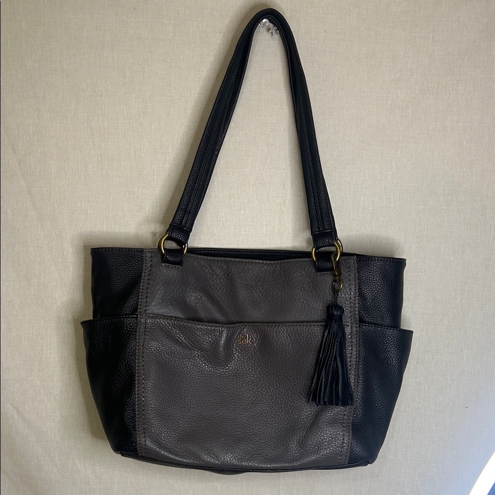 The Sak Leather Tote Shoulder Bag Black Gray Tassel